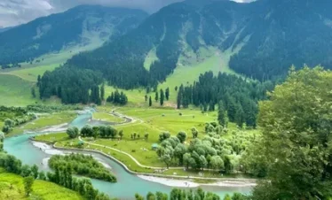 Kashmir Love Story – Romance in the Valley of Dreams (5 Days / 4 Nights)